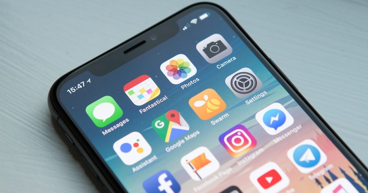 SIM Cards & Mobile Data in Barranquilla: Which Carrier, How to Get Set Up (2026)